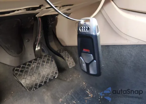 2018 Audi Q5 2.0T Premium/2.0T Tech Premium z USA, uszkodzony, nr VIN WA1BNAFY6J2003322